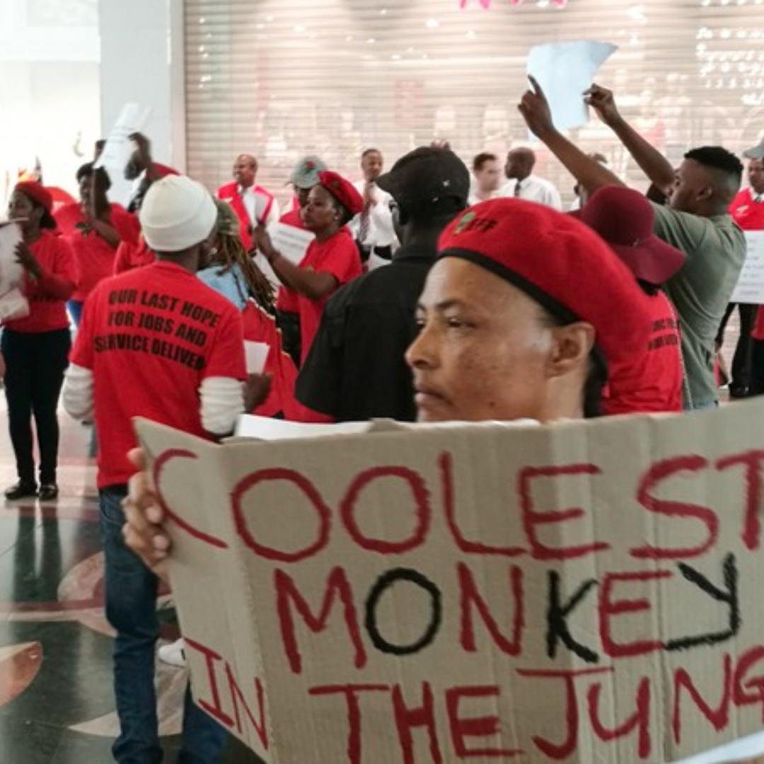 Read more about the article LOOK: At least one store trashed as protests hit H&M stores in SA